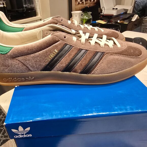 adidas Originals GAZELLE INDOOR JP7784 Earth Strata / Core Black Mens Sz 13 NEW - Picture 1 of 13